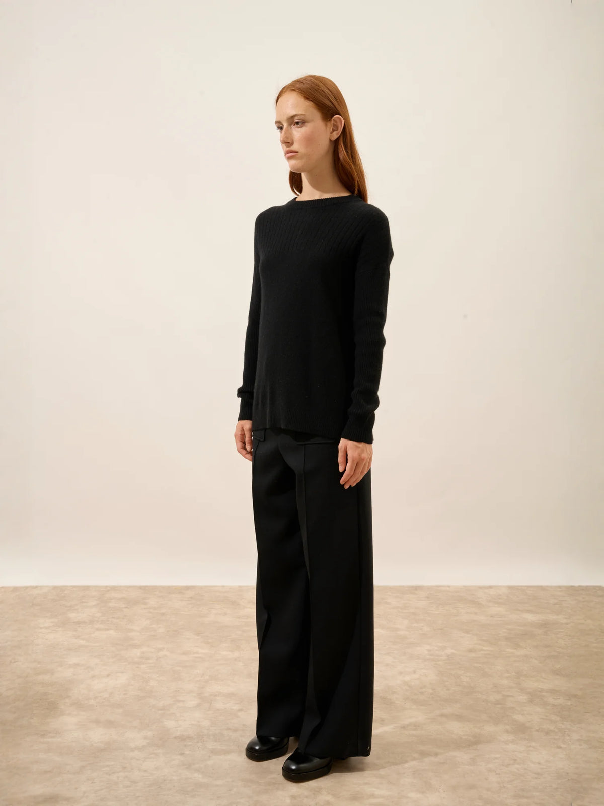 ALVERIS Pull Col Rond Noir