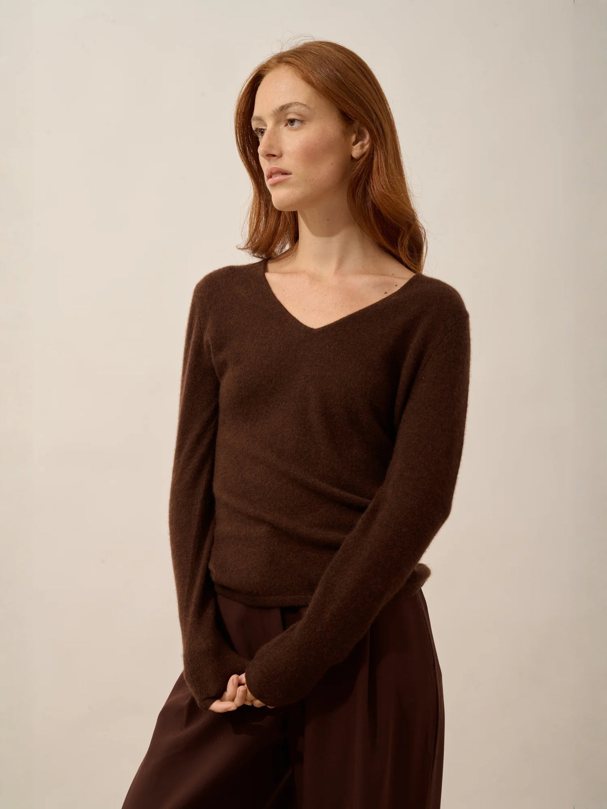 JOAN Pull Col V Café