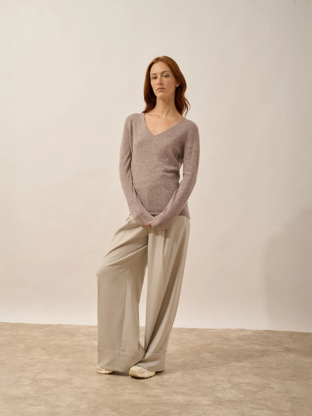 JOAN Sweater V-Neck Heather Caribou