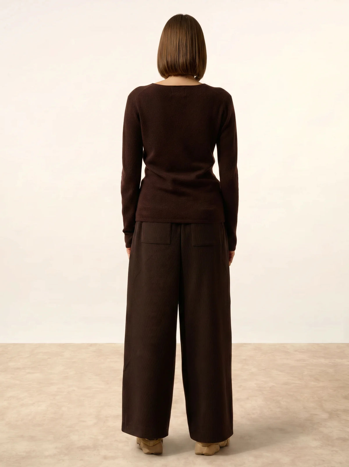 JOAN Pull Col V Choco