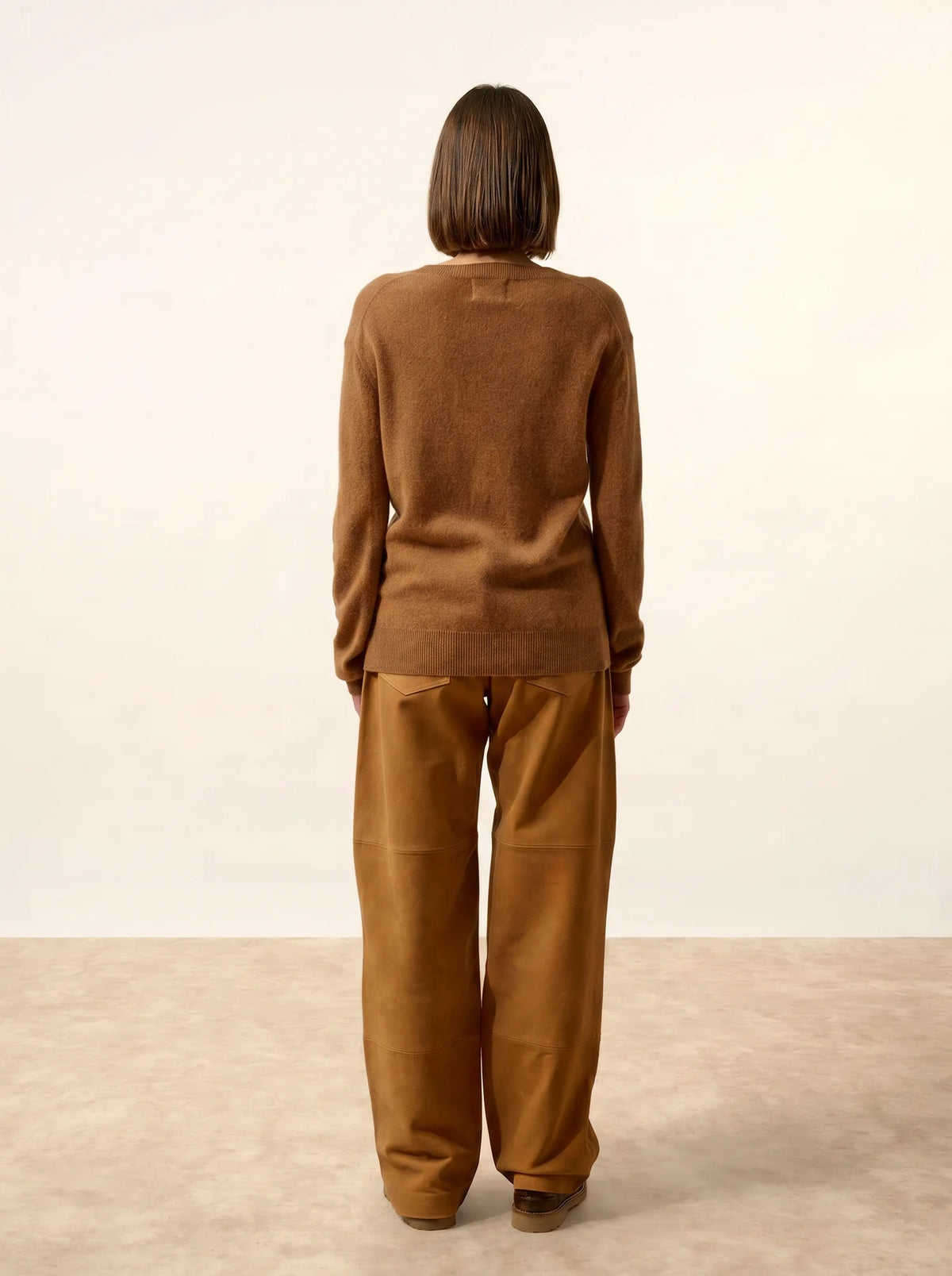 NORA Pull Col V Noisette