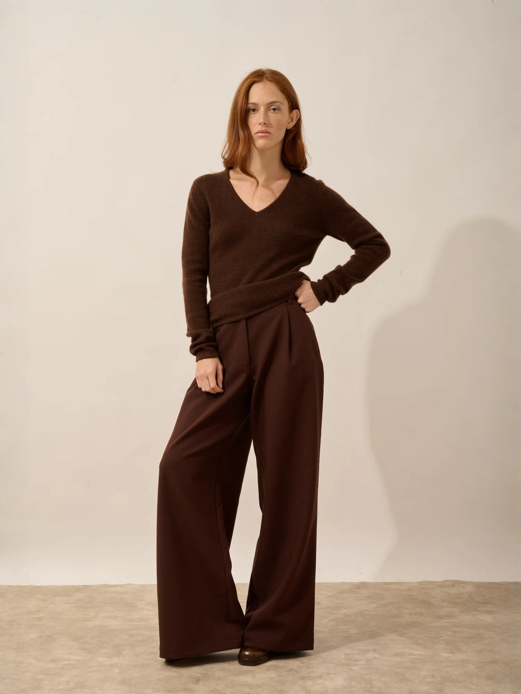 ABBY Sweater V-Neck 4 Ply Coffee