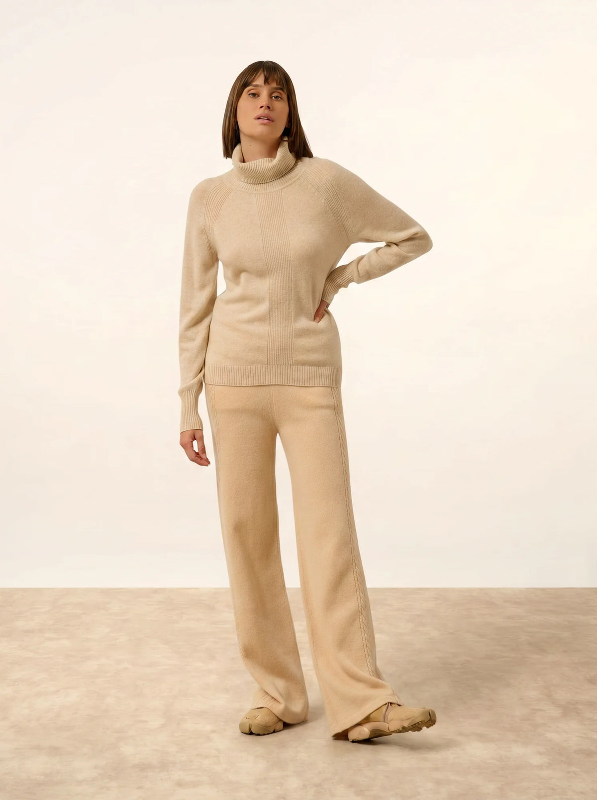 LILLY Pullover Rollkragen Haferbeige