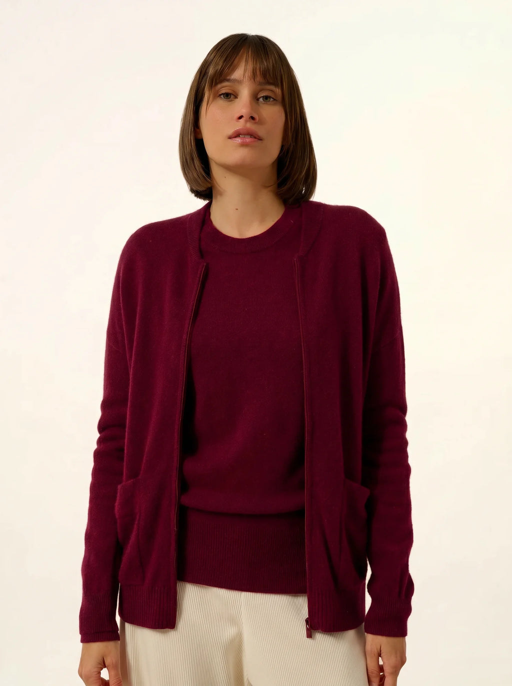 ERVIE Vest Zipped Mandarin Collar Burgundy