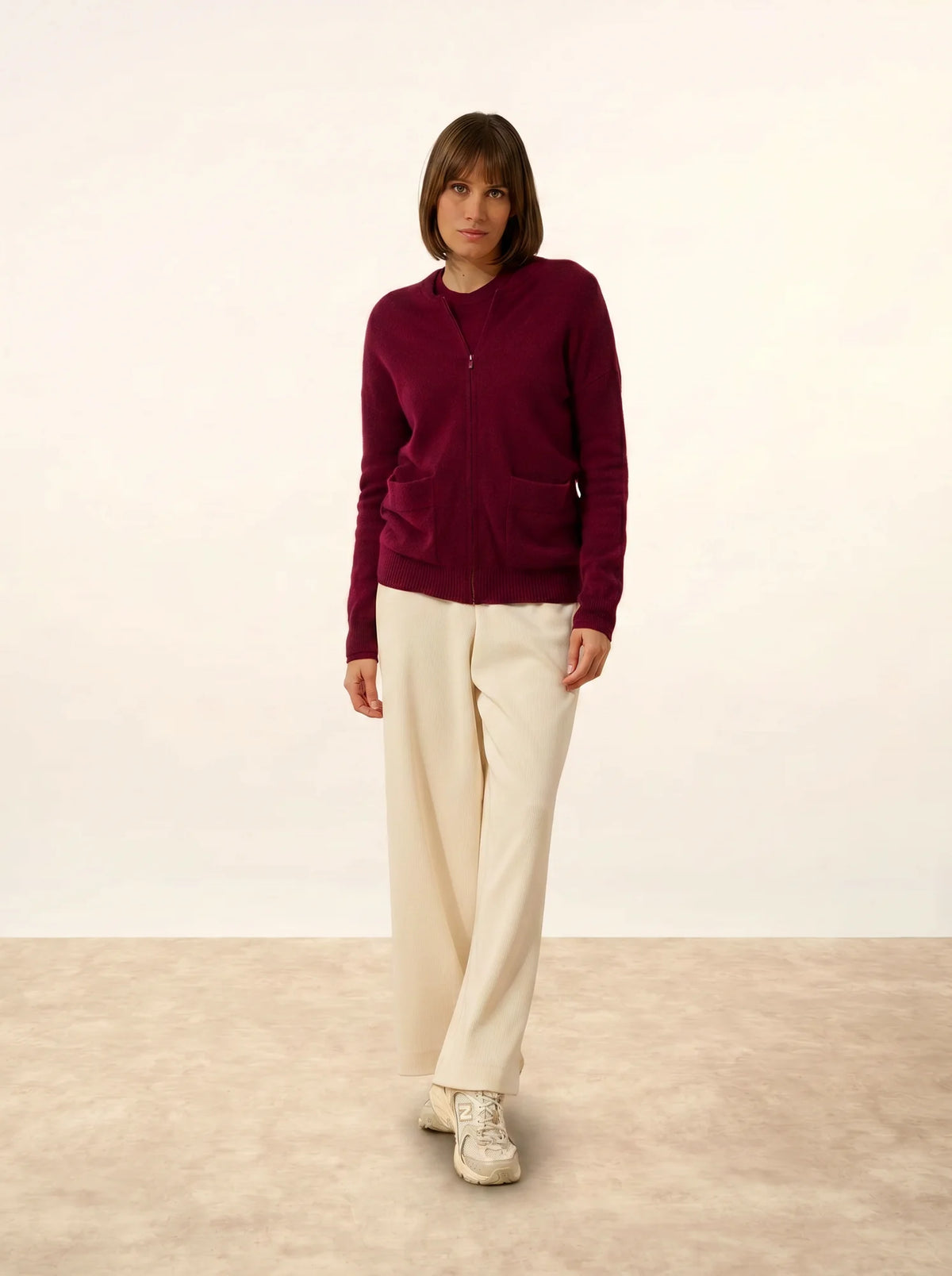 ERVIE Vest Zipped Mandarin Collar Burgundy