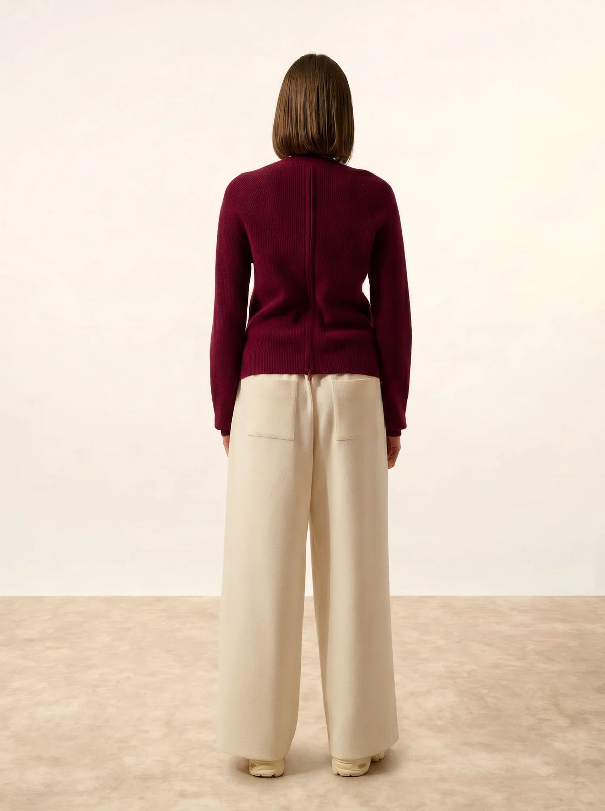 JONA Pull Col Rond Zippé Dos Bordeaux