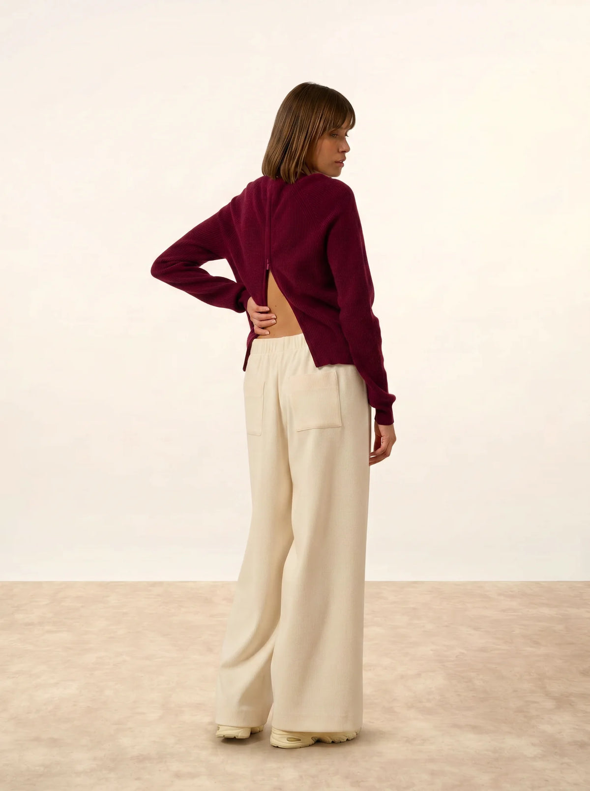 JONA Pull Col Rond Zippé Dos Bordeaux