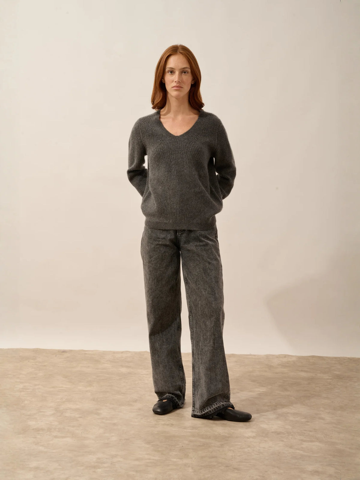 AMRITA Pull Col V 4 Fils Anthracite Chiné