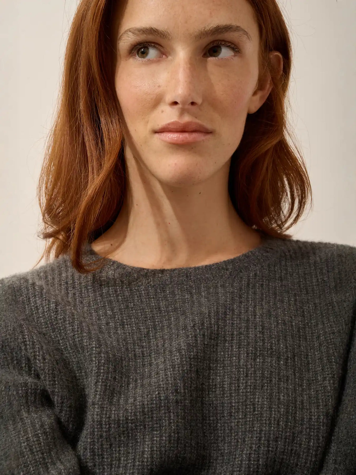 SIGRUN Sweater Crew Neck 4 Ply Heather Charcoal