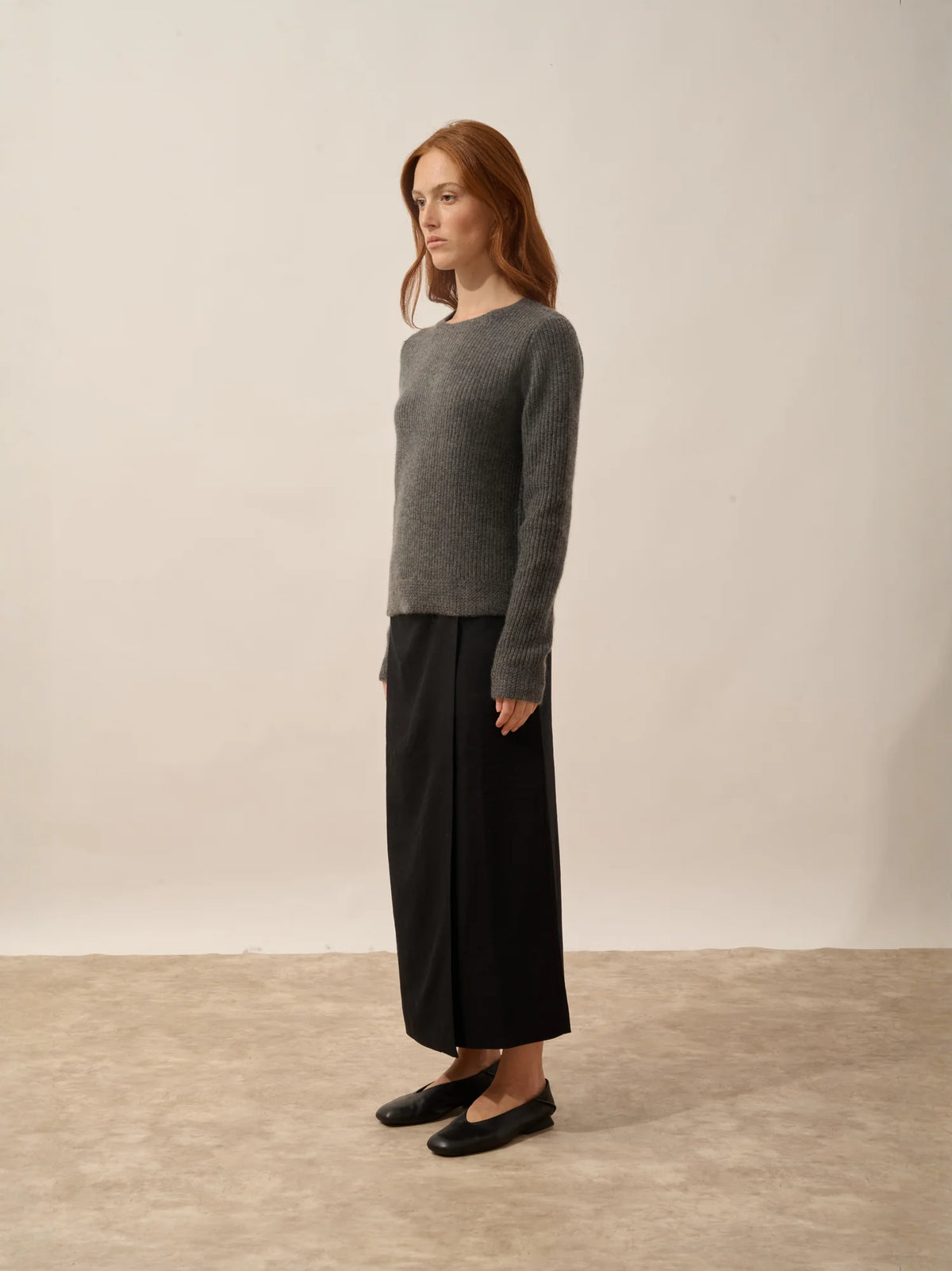 SIGRUN Sweater Crew Neck 4 Ply Heather Charcoal