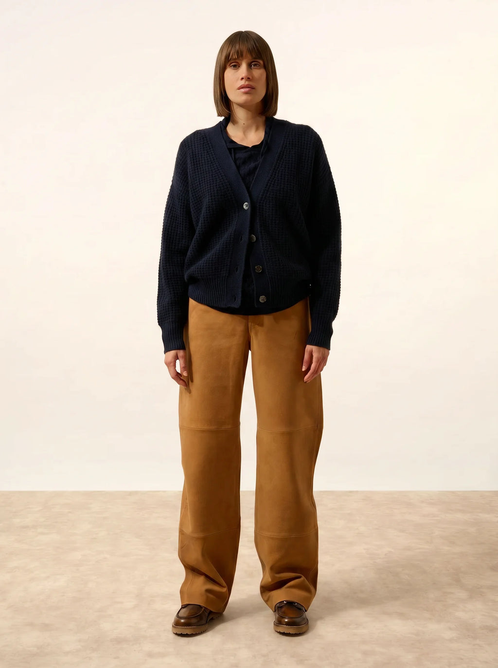 CLARA Strickjacke V-Ausschnitt 6-fädig Marineblau