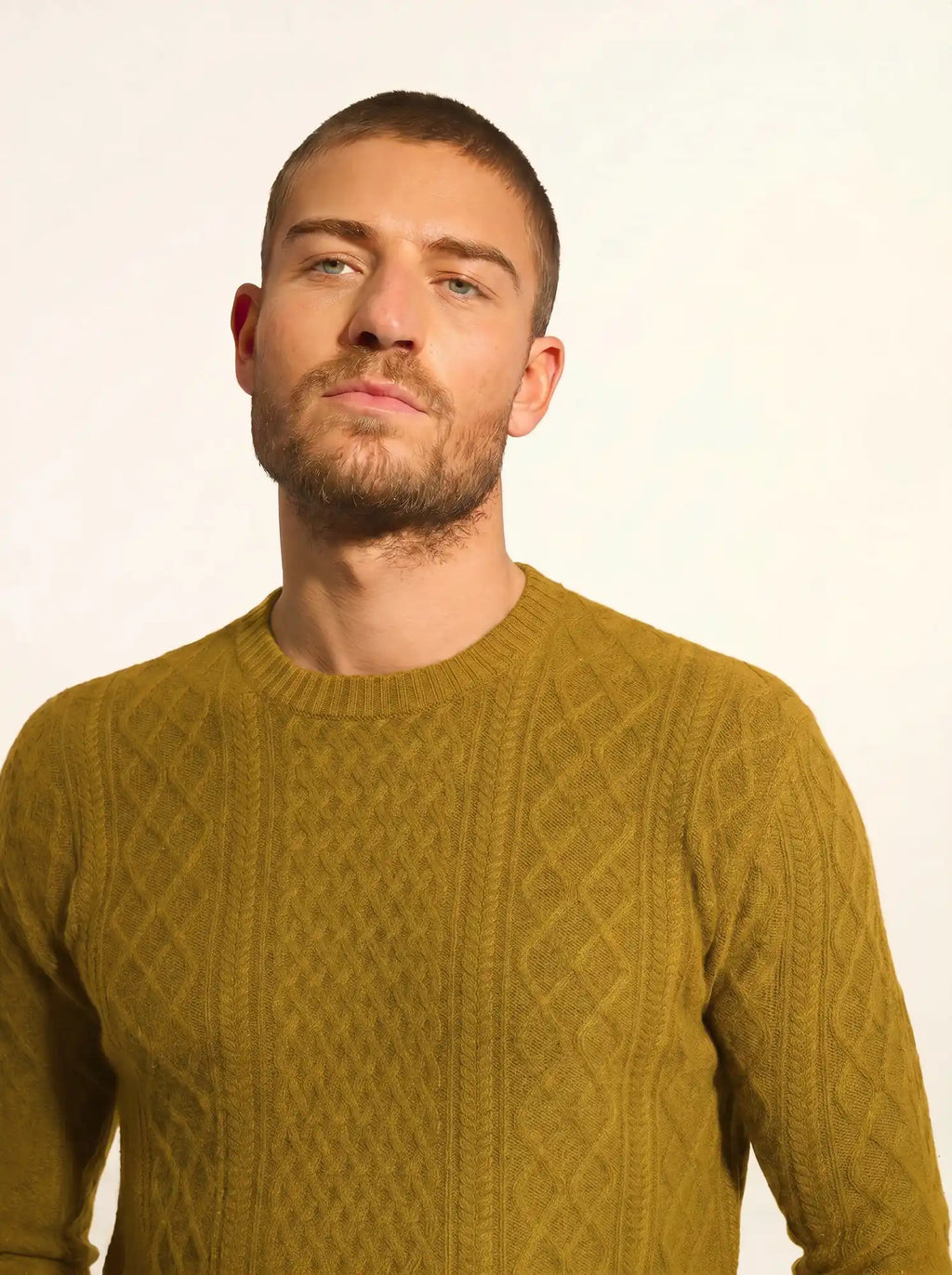 THURID Sweater Crew Neck 4 Ply Gold