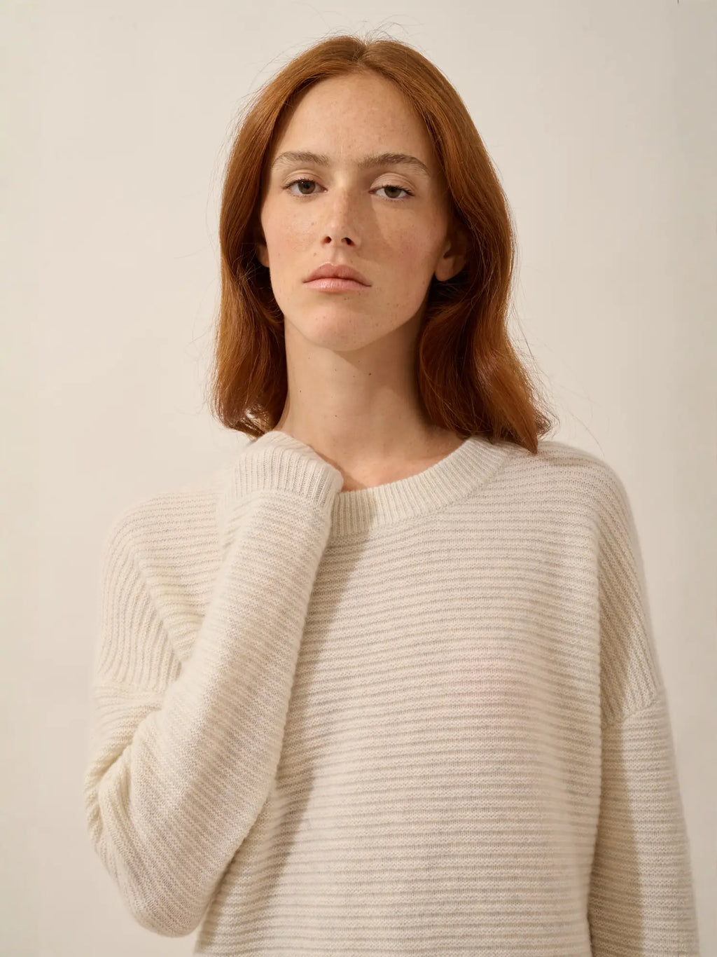 LOUNA Sweater Crew Neck 4 Ply Heather White