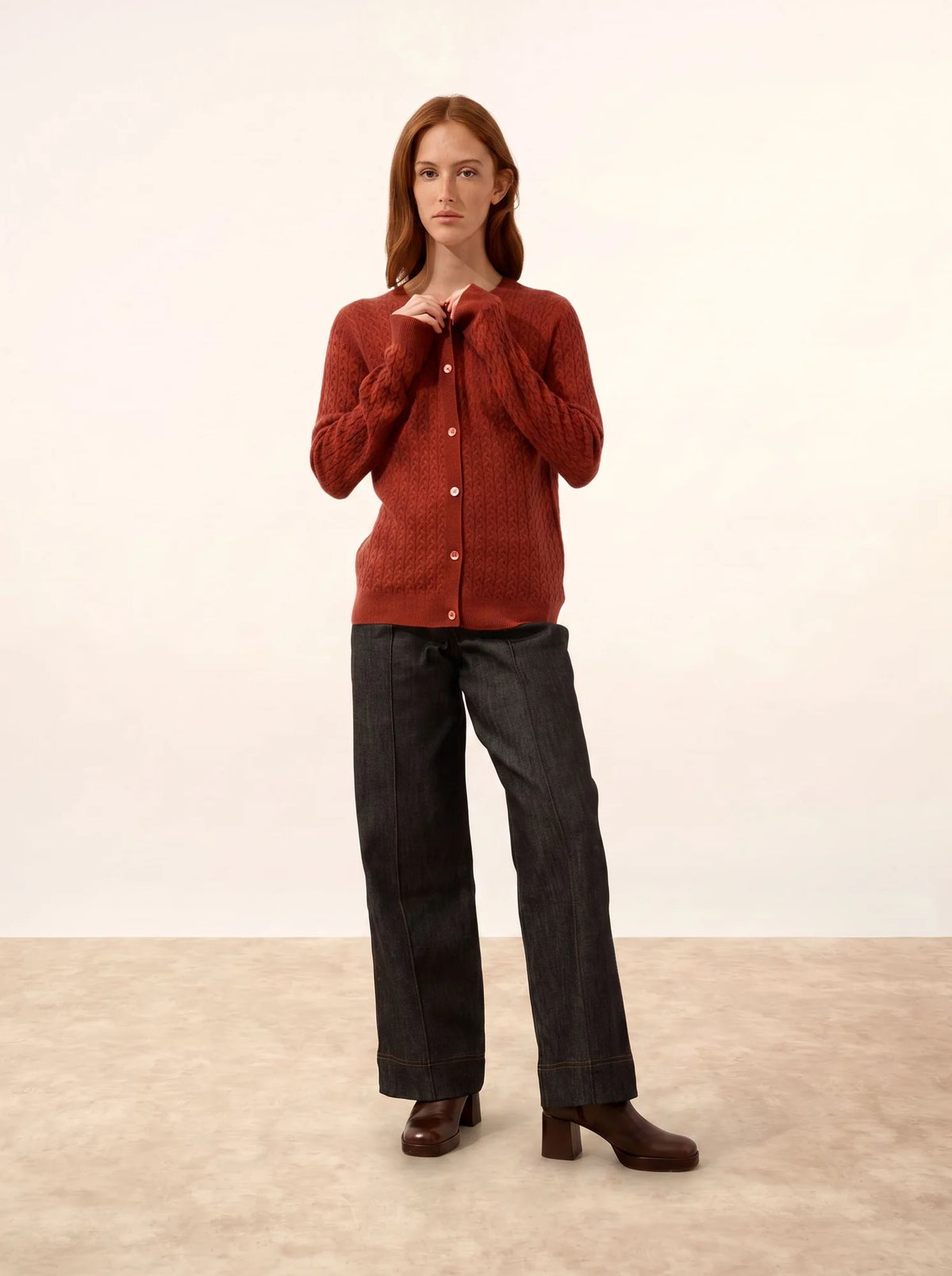 LAURA Cardigan Crew Neck Cherry