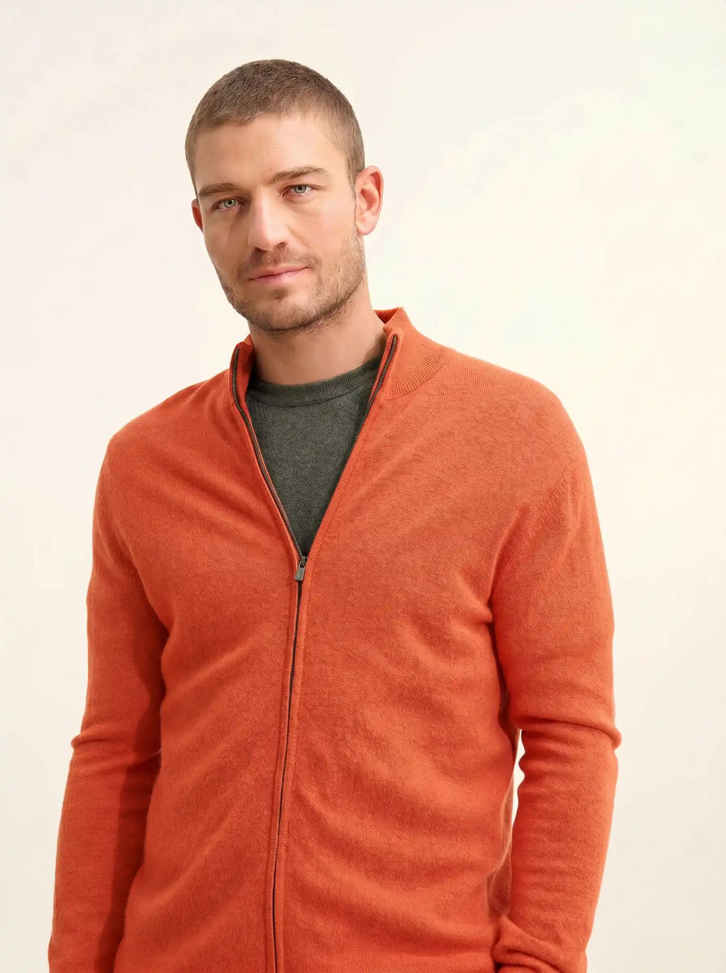 ALAN gilet zippé col montant orange