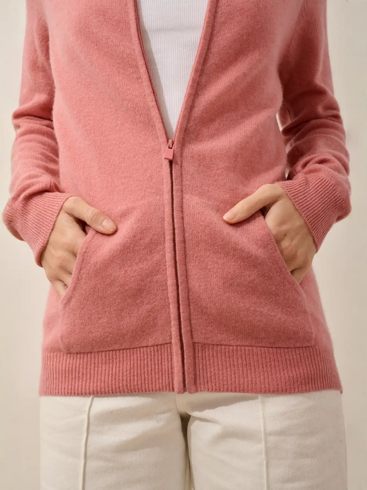 AYR Gilet Zippé Col Montant Pétale