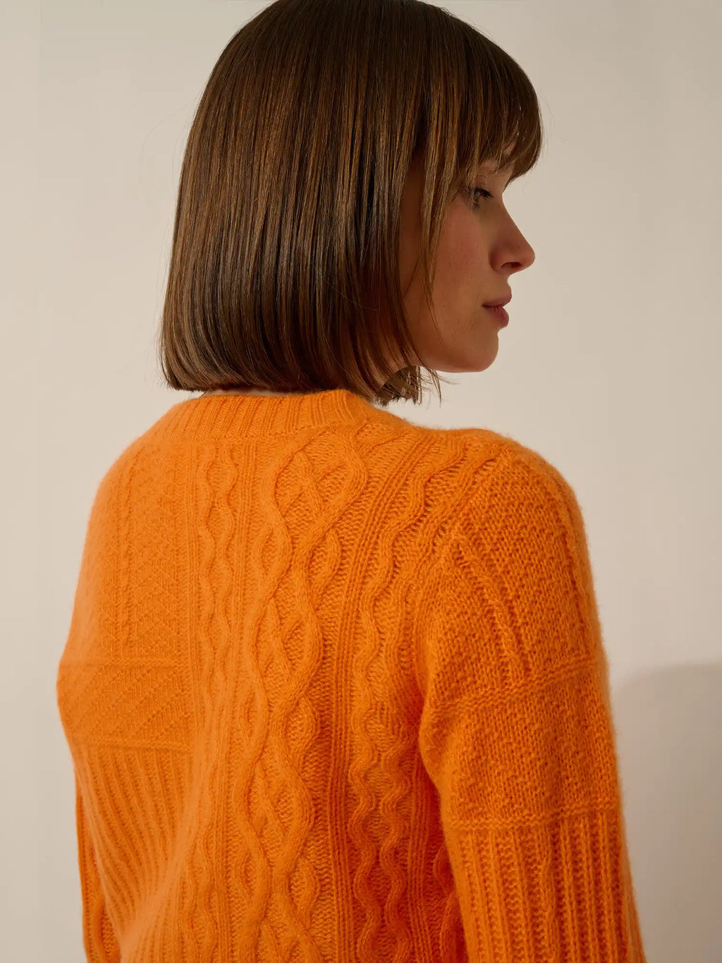 AMALA Pull Col Rond 6 Fils Mandarine