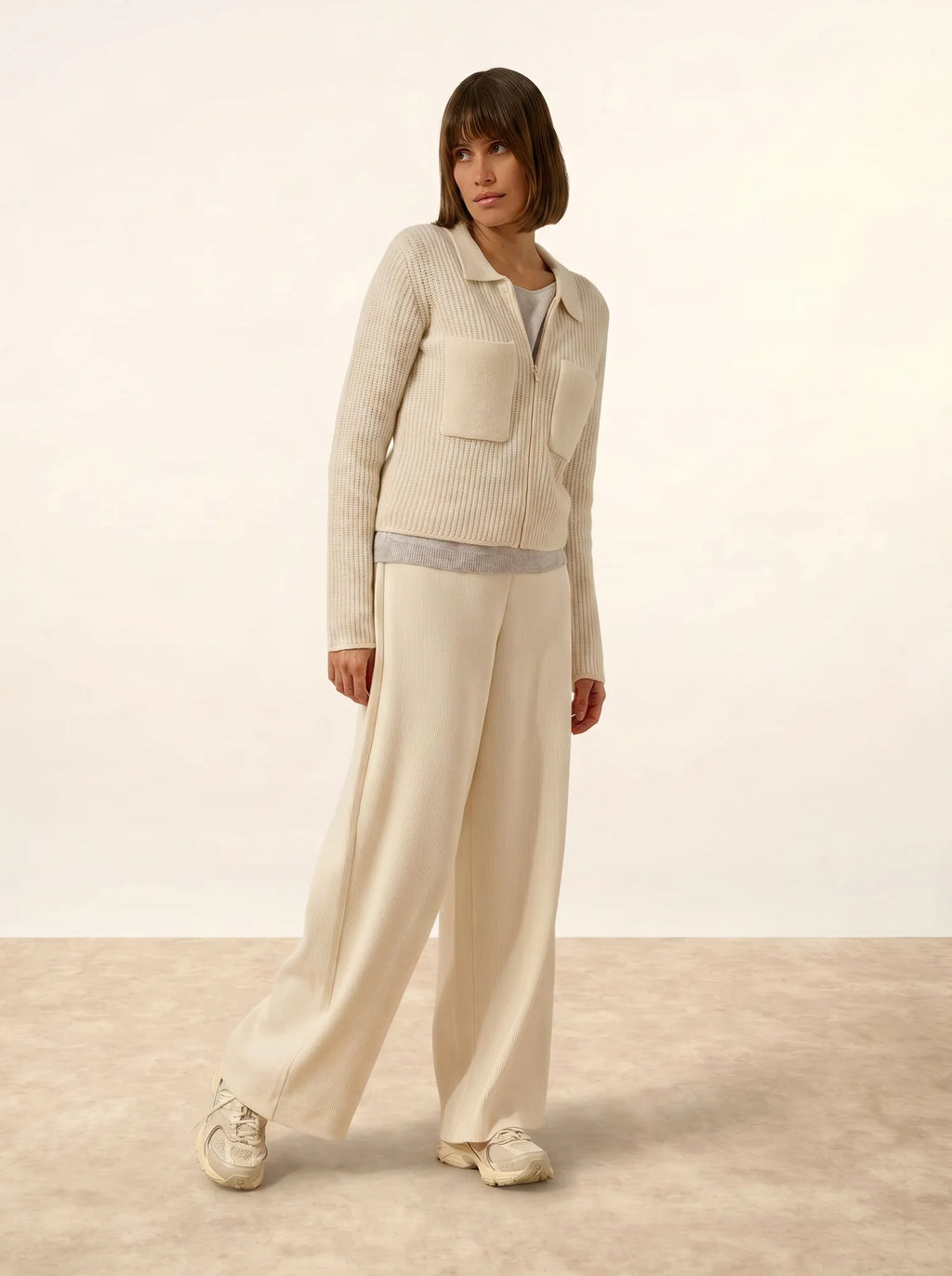 MARGARETHE Kurze Jacke mit Reißverschluss Hemdkragen 4-fädig Elfenbein