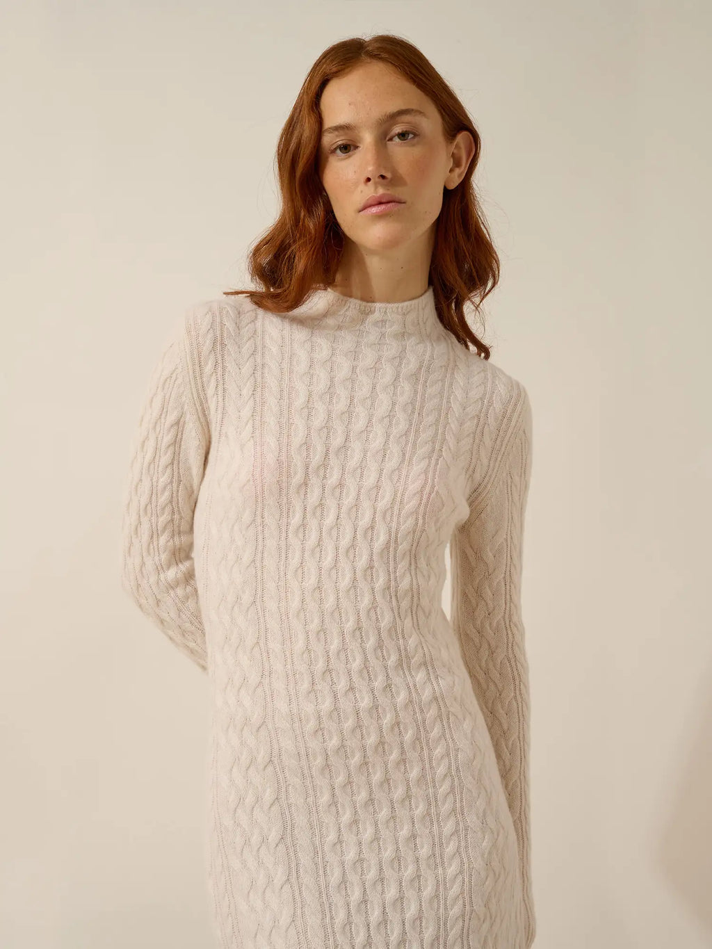MIKO Kleid Stehkragen 4-fädig Schneeweiß