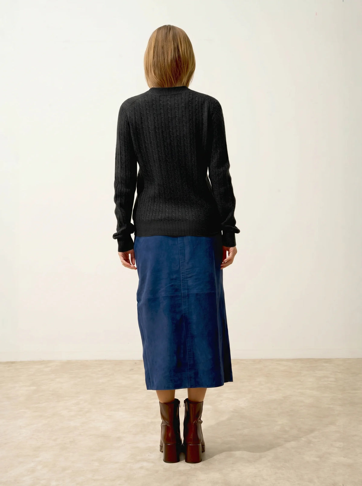 JADE Pull Col Rond Noir